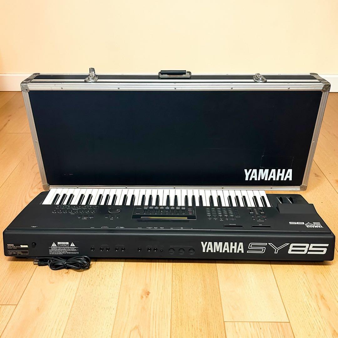 稀少❣️名機❣️完動品✨YAMAHA SY85 シンセサイザー ハードケース付き