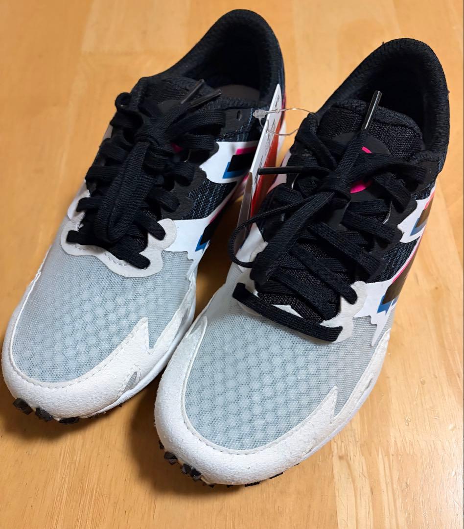 【新品】new balance ランニングシューズ　ハンゾー 23.5cm