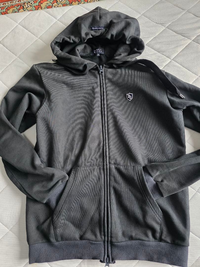 お値下げしました！美品PEARLY GATES ジップアップパーカー４
