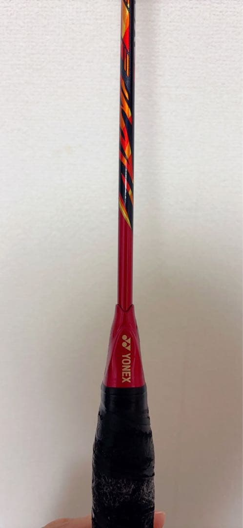YONEX バドミントンラケット 黒赤
