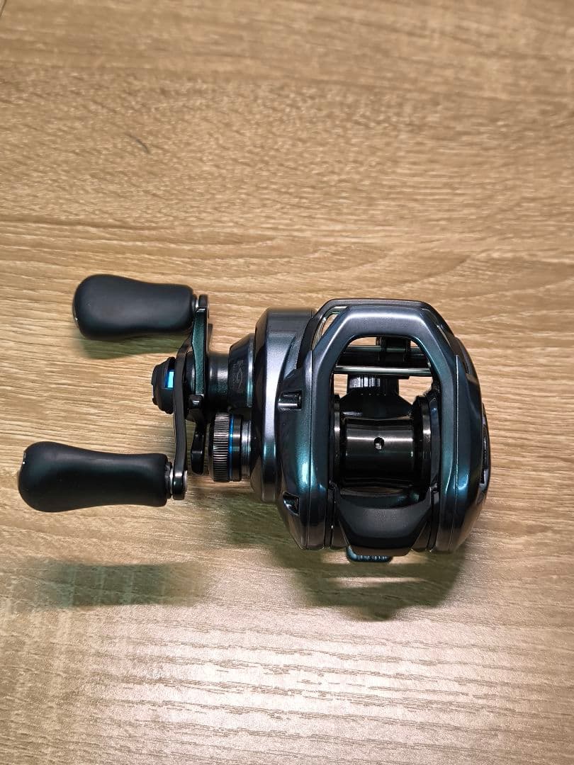 SHIMANO シマノ24 SLX 71XG ベイトリール 左ハンドル 新品