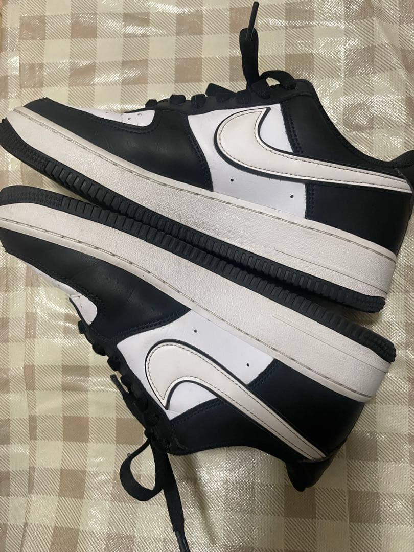 NIKE AIR FORCE 1 エアフォース1 07 黒×白