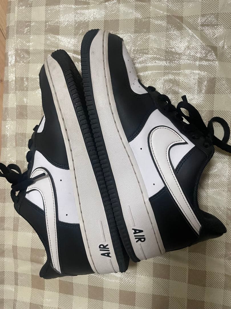 NIKE AIR FORCE 1 エアフォース1 07 黒×白