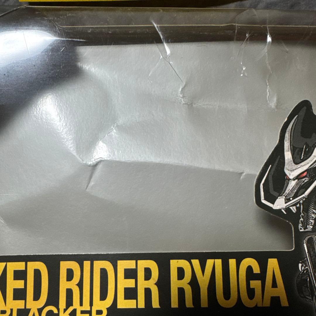 S.H.Figuarts 仮面ライダーリュウガ&ドラグブラッカー　　外箱難あり