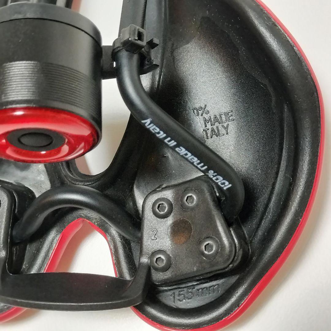 SMPサドル VT30C レッド 希少