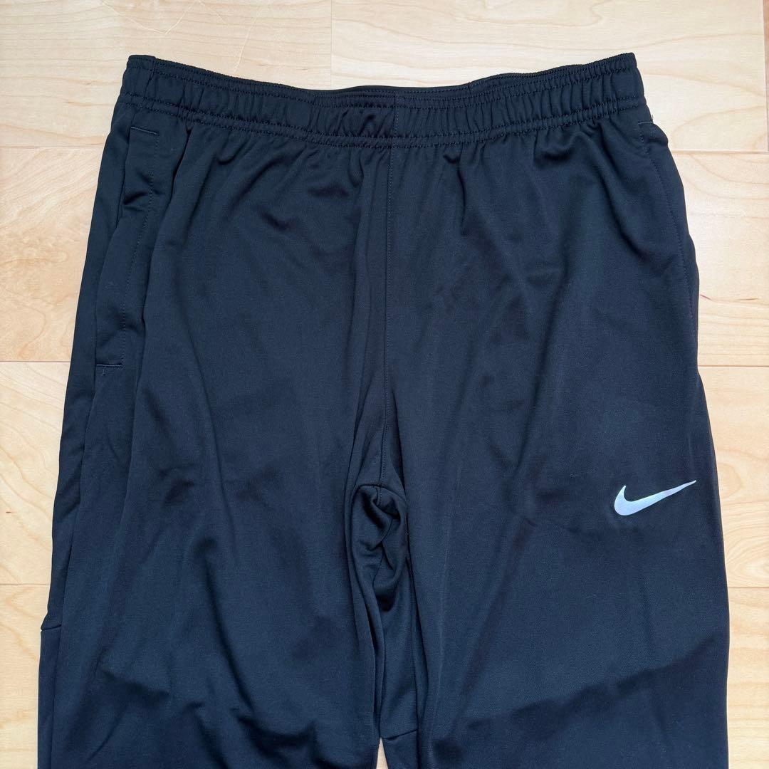 NIKE チャレンジャーニットパンツ　ランニングパンツ　黒　ブラック　M 新品