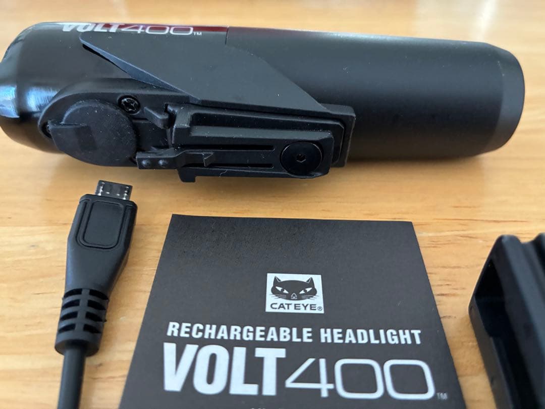 【新品未使用】CATEYE VOLT400 ブラック フロント用ライト