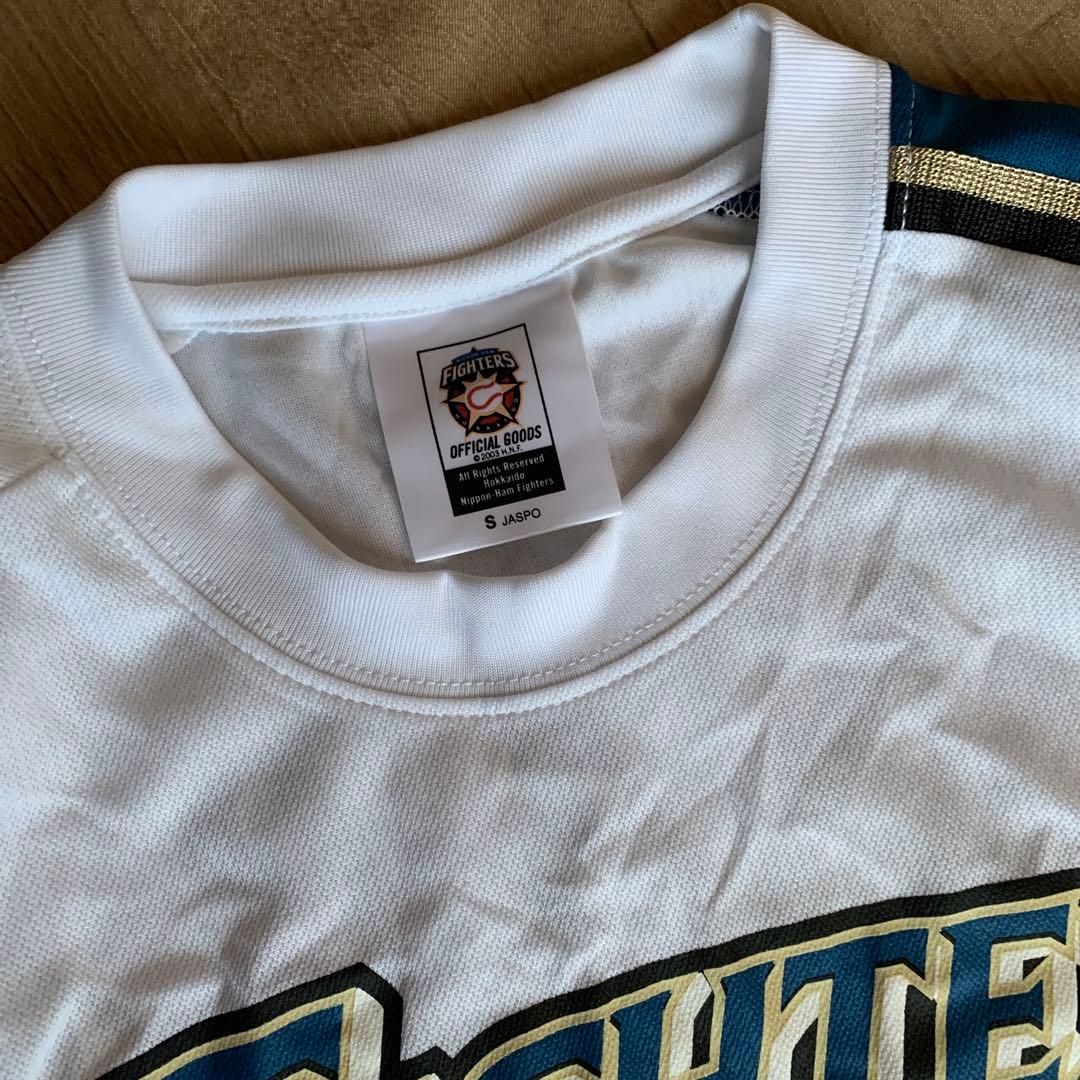 日本ハムファイターズ　稲葉　サイン入りＴシャツ