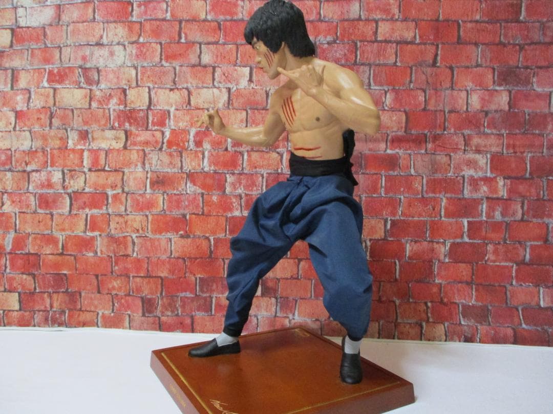 エンターベイ　ENTERBAY　ブルースリー　李小龍　燃えよドラゴン