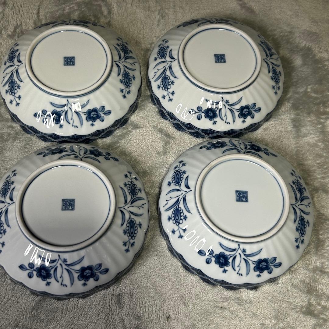 三洋陶器 龍峰窯 花鳥図 染付 中鉢揃 4枚セット 輪花皿 更紗 古伊万里様式