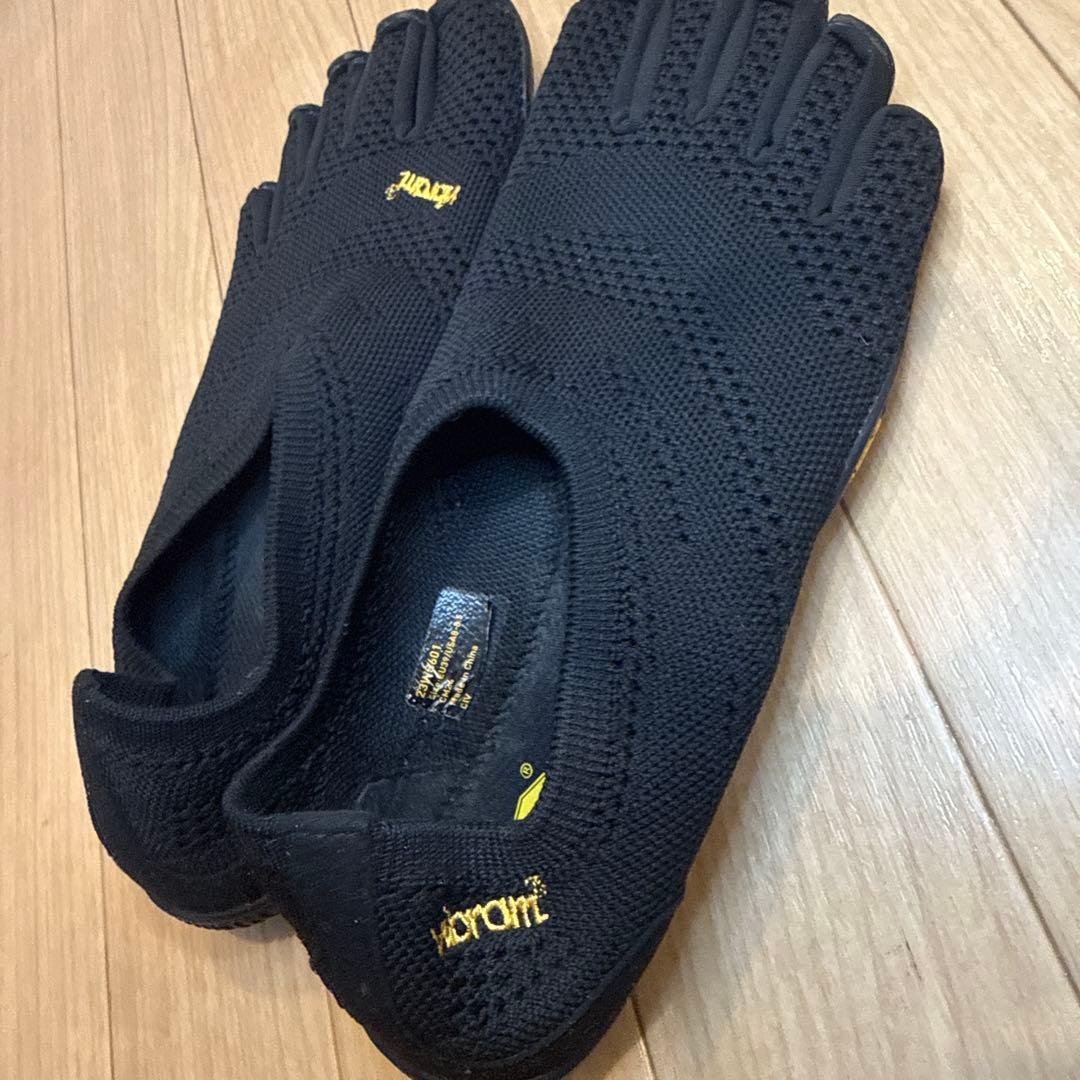 ビブラム　シューズ