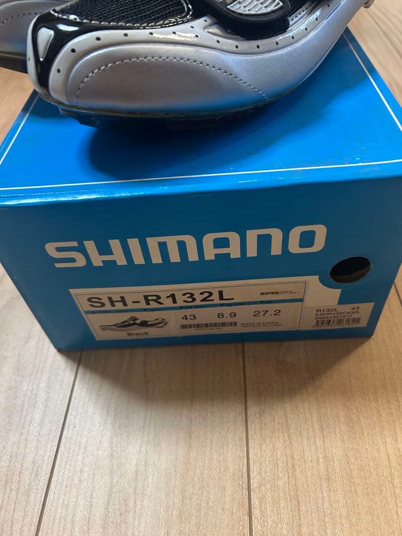 SHIMANO SH-R132L新品箱入りUS43