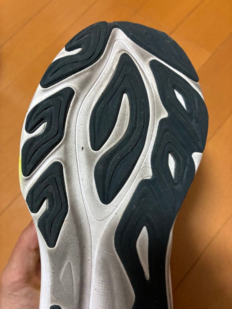 アシックス　GT2000 14 25.5