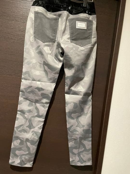 マークアンドロナ　パンツ
