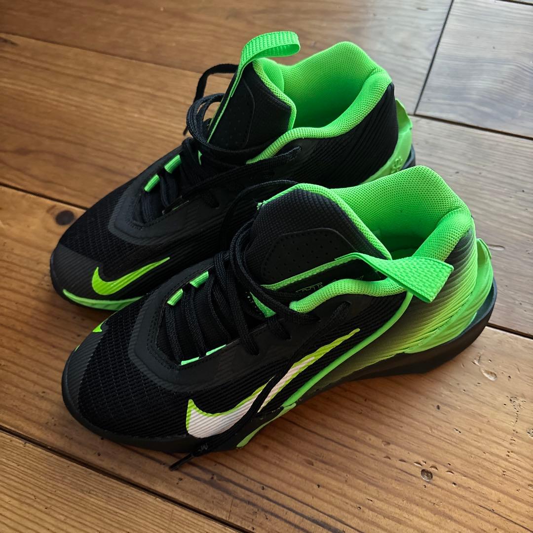 Nike バスケットボールシューズ ブラック/グリーン