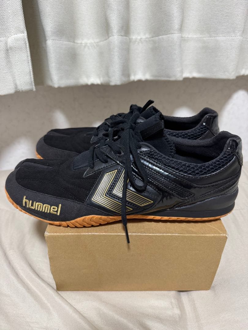 【未使用級】hummel 足袋フットサルシューズ ブランカーレII PG