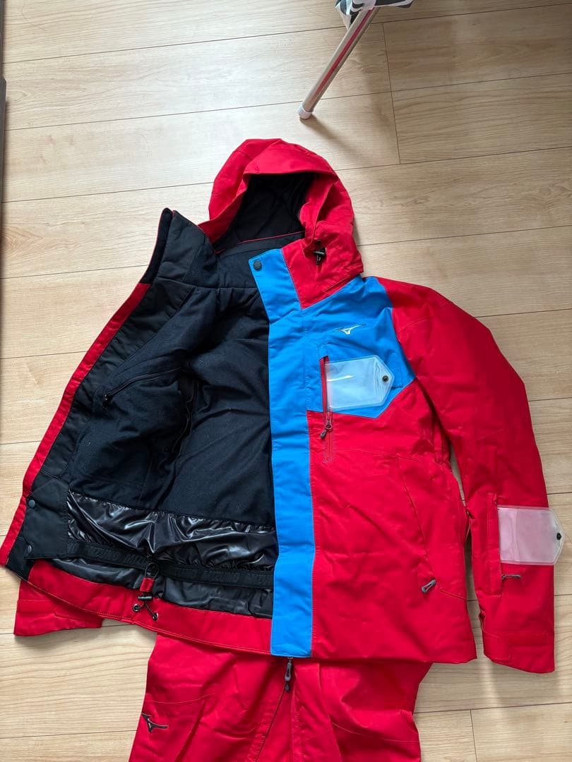 MIZUNOスキーウェア上下　赤&青【上XS.下Ｓ】