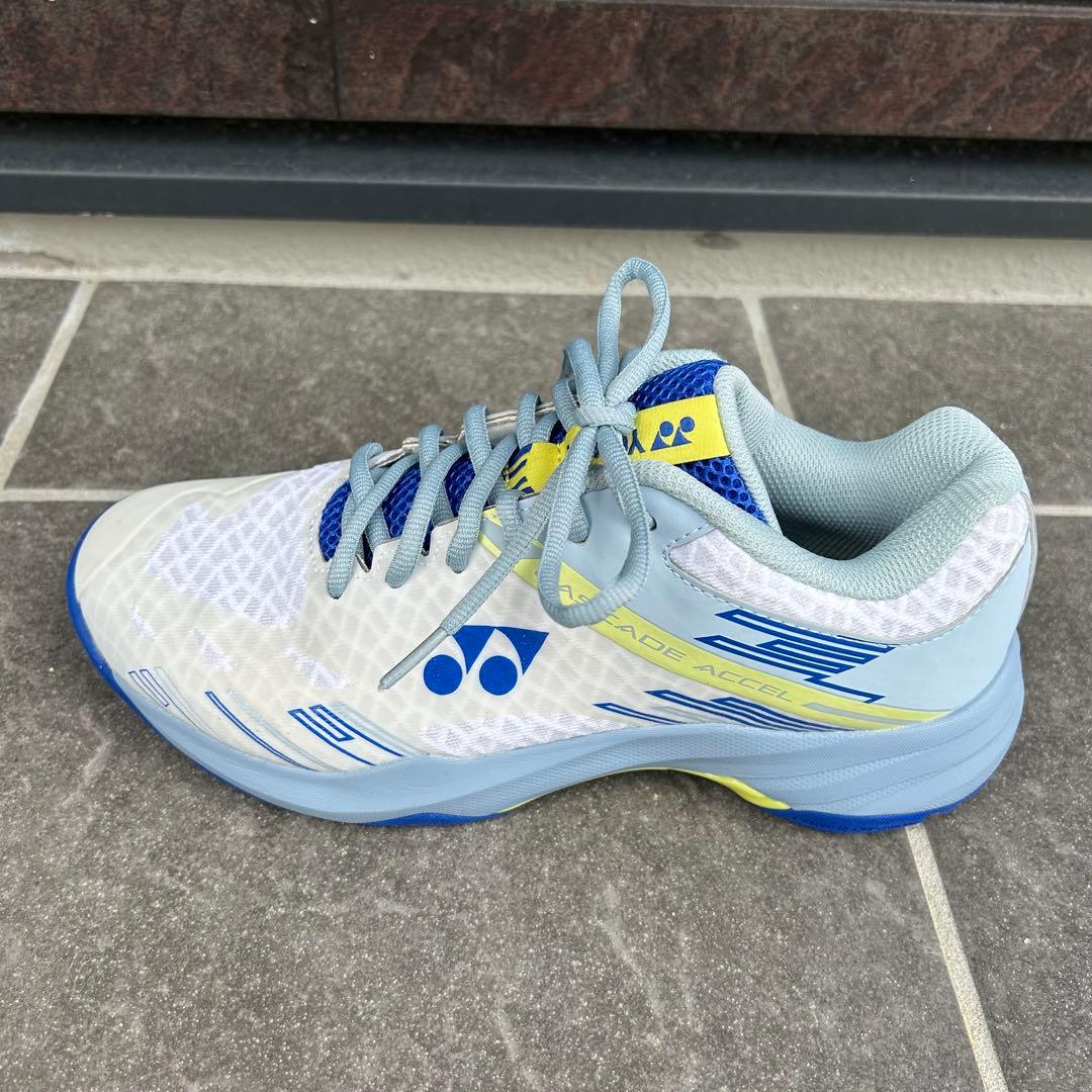 【美品】YONEX(ヨネックス) シューズ 25cm カスケードアクセルスリム