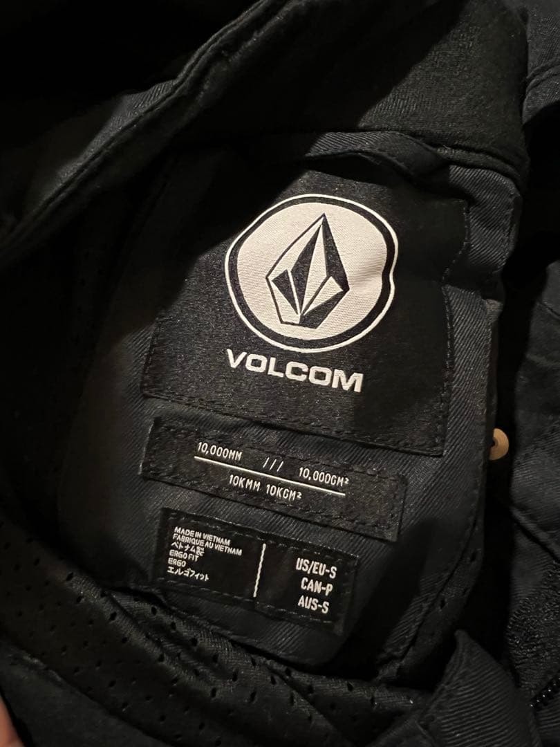 美品　VOLCOM スノーボードウェア　Sサイズ 最終値下げ