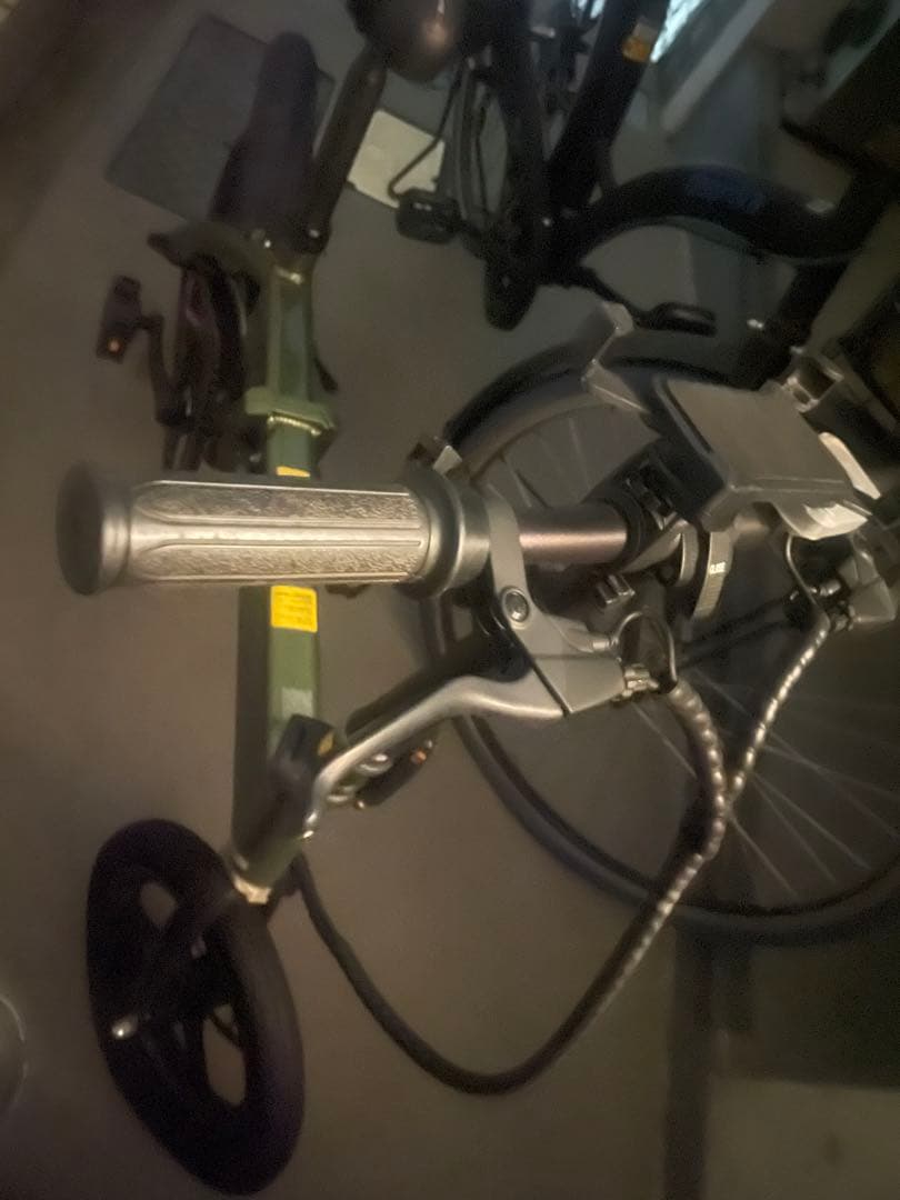 Hold On 折りたたみ自転車 メタリックカーキ 16.7kg 最大100km