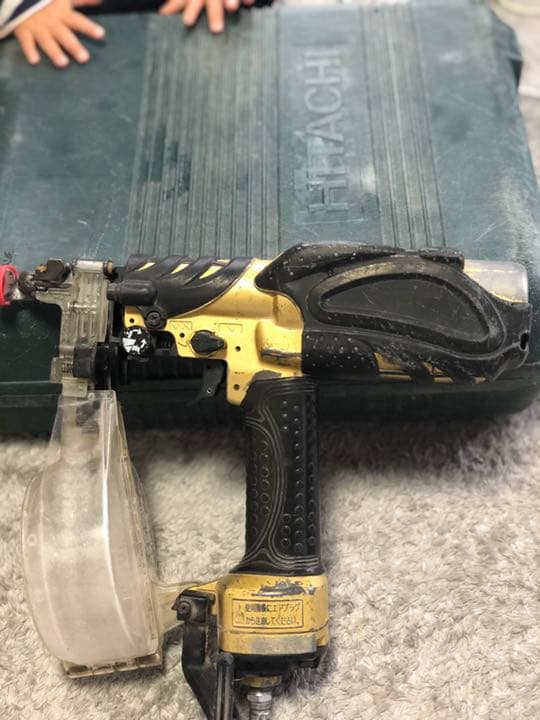 エア工具　40v充電器