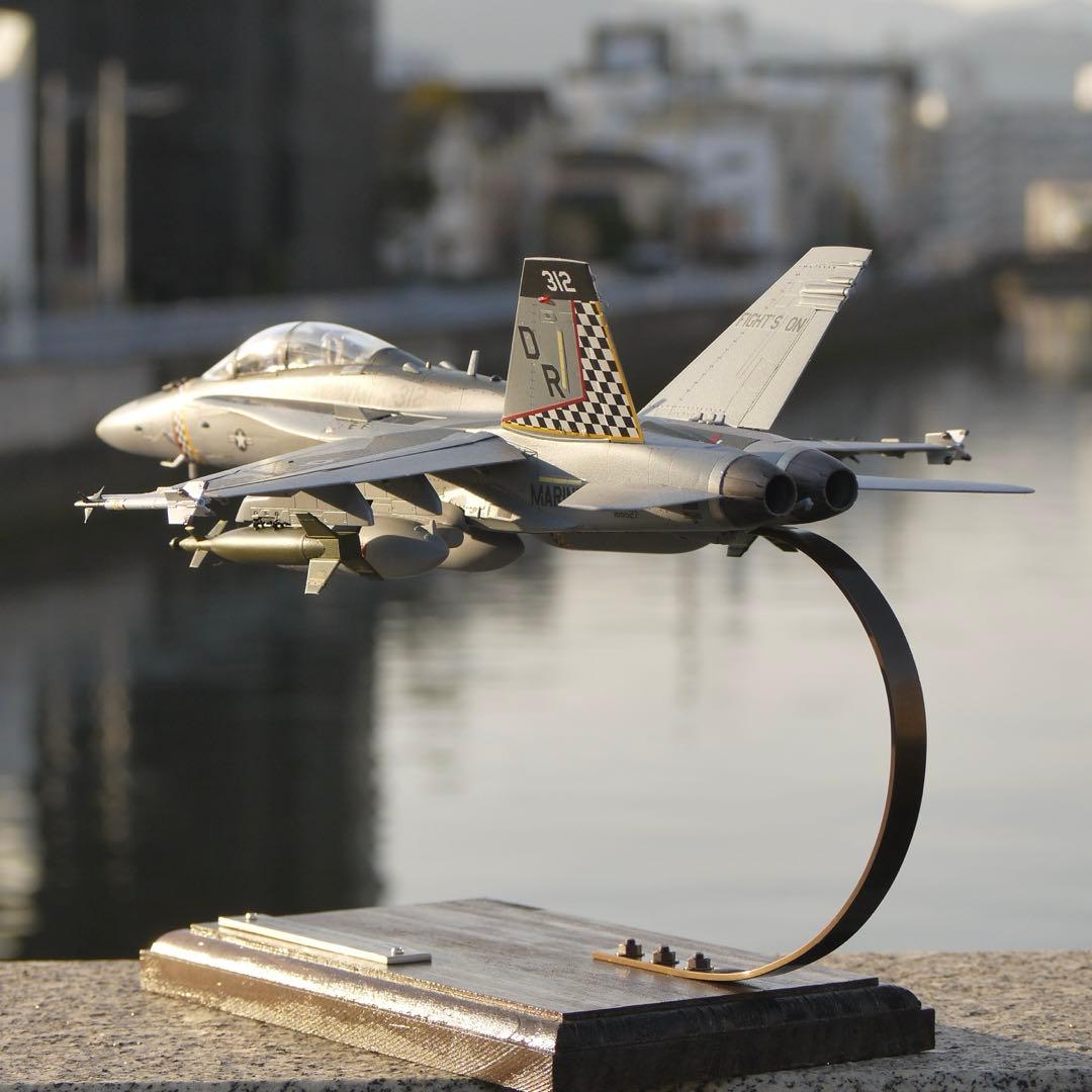 ハセガワ製1／48F/A-18Dレガシーホーネットプラモデル完成品