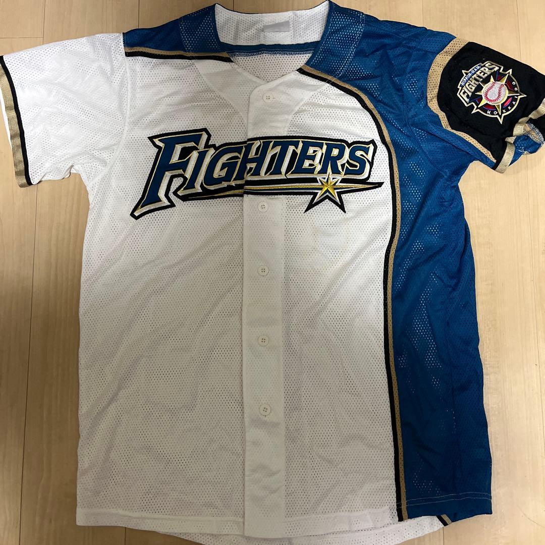 中田翔　直筆サイン入り ユニフォーム FIGHTERS