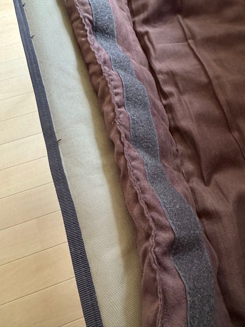 美品 クオルツ Quaiz メッシュ ソファ 折りたたみ式 茶色 ブラウン