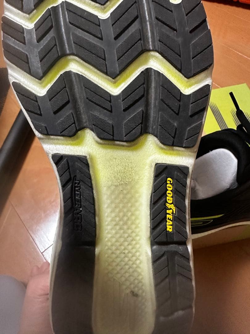 SKECHERS GO RUN RIDE 11 28cm ゴーランライド11