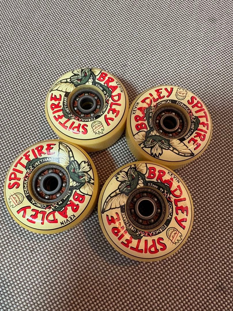 SPITFIRE BRADLEYスケートボードウィール 4個セット※質問不可