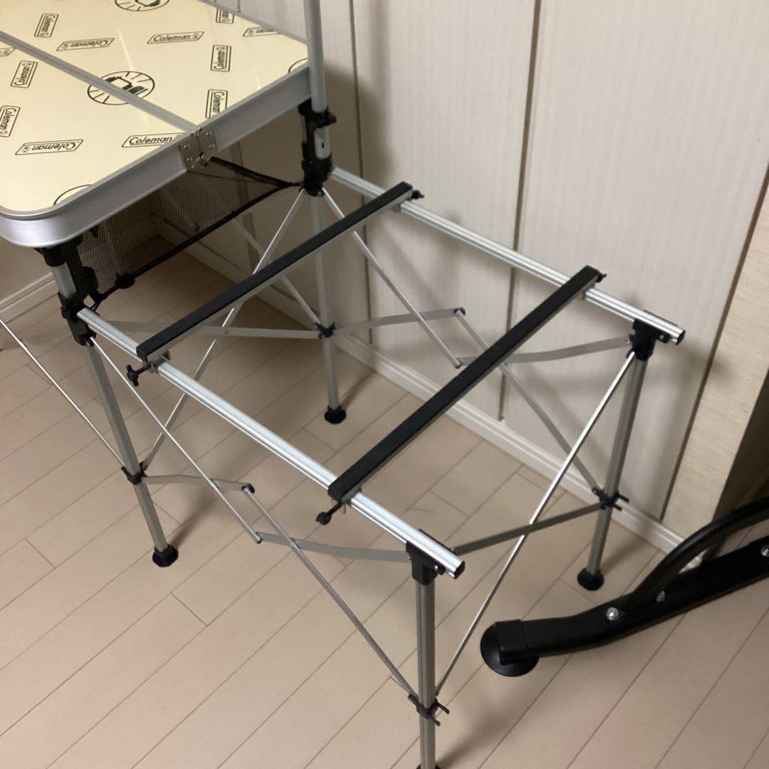 Coleman / コンパクトキッチンテーブル（美品）
