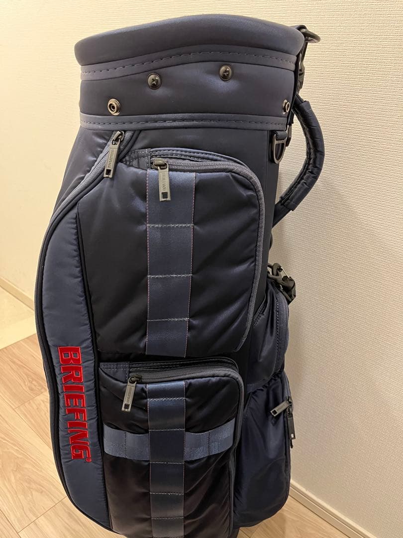 【限定！ネイビー×赤ロゴ】BRIEFING キャディバッグ ブリーフィング