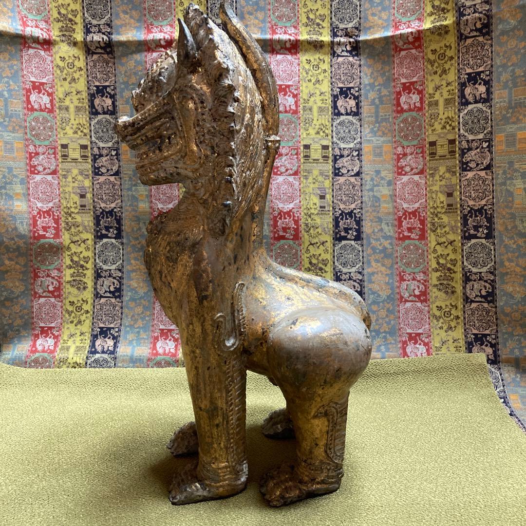 青銅獅子　金剥置物3ＫＧ￼　高27.5横11.5奥行14cm