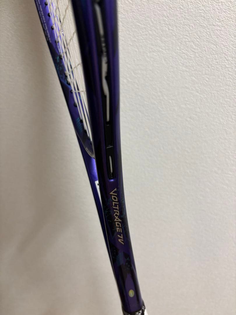 VOLTRAGE 7v紫色 テニスラケット