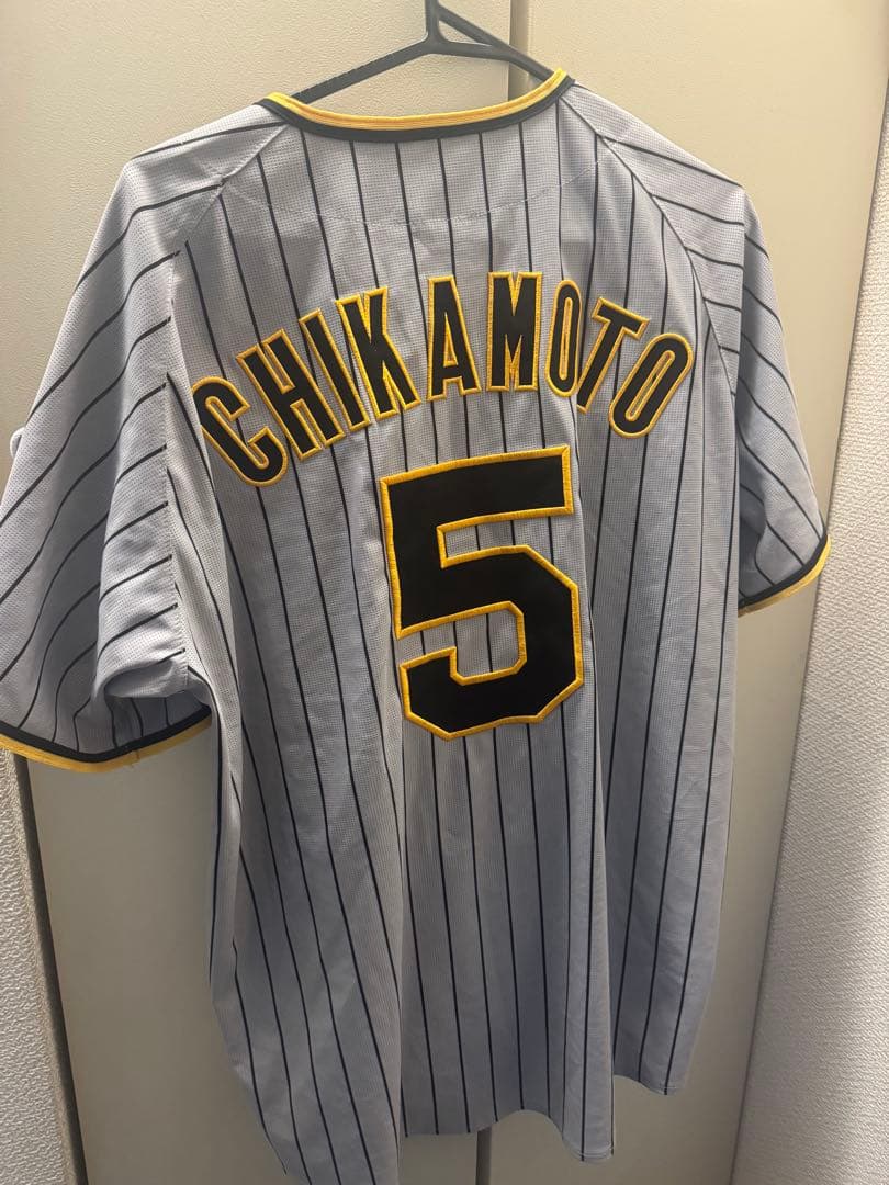 阪神タイガース 近本選手 ユニフォーム Lサイズ