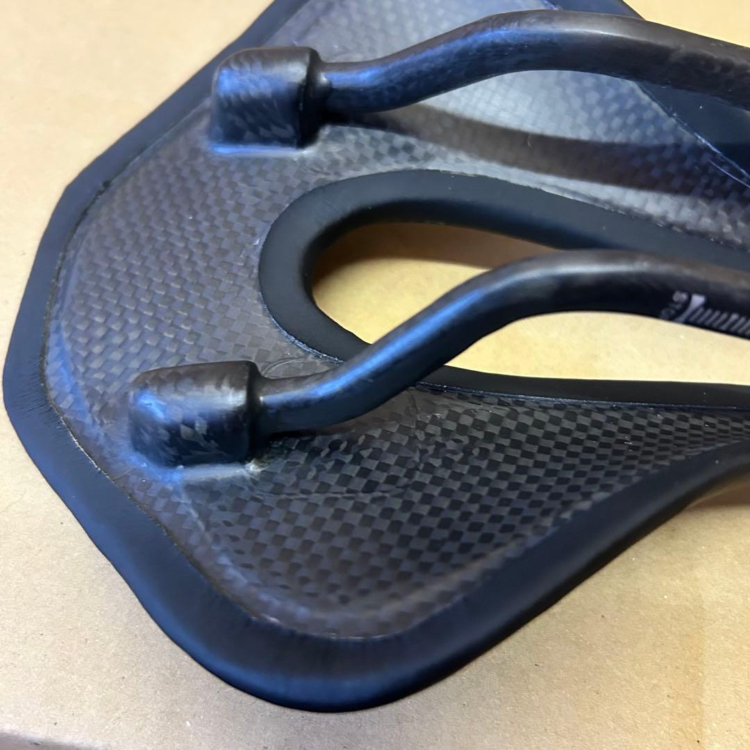新品　ヨーレオYOELEO CL MAX超軽量力ーボンサドル 幅:140mm