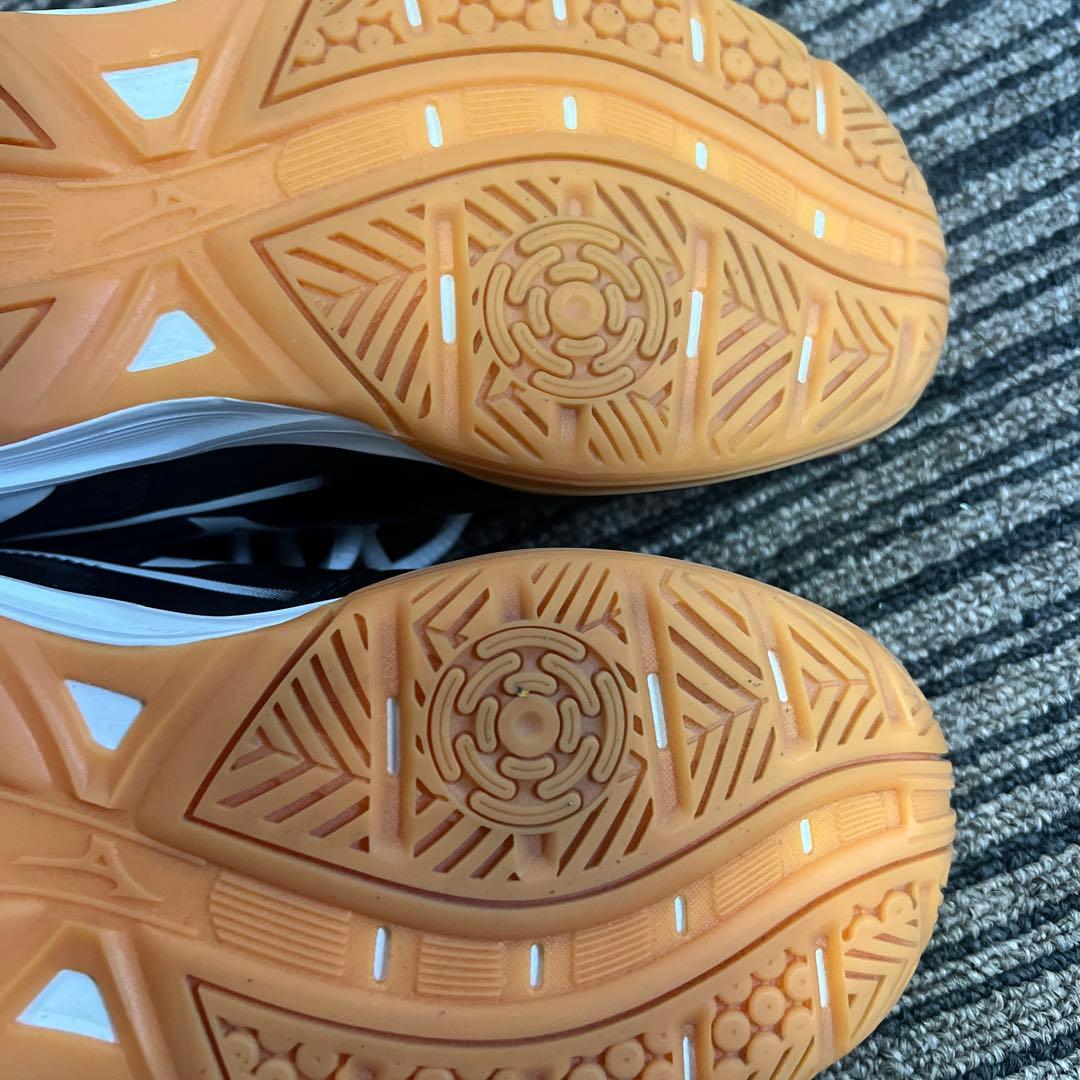 MIZUNO ミズノ　キッズ　バレーボールシューズ　21.5cm