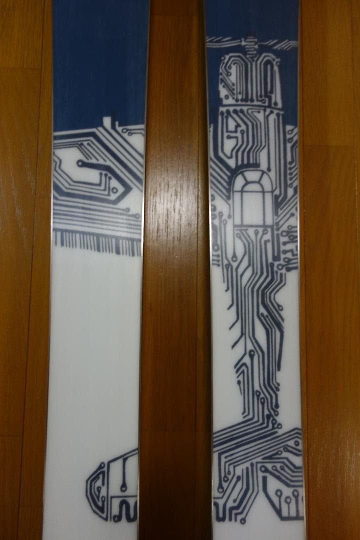 たくまみむめも専用　Line Sakana スキー 板　181cm