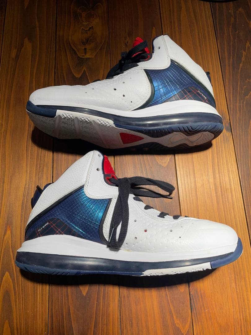 値下げ　ナイキ レブロン 8 USA カラーNIKE LEBRON 8 US10