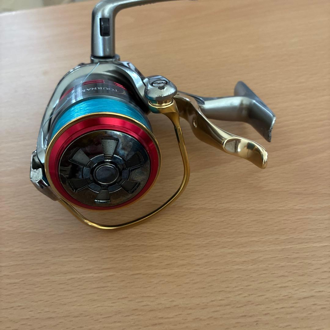 Daiwa ダイワ TOURNAMENT トーナメント ISO Z2500LB