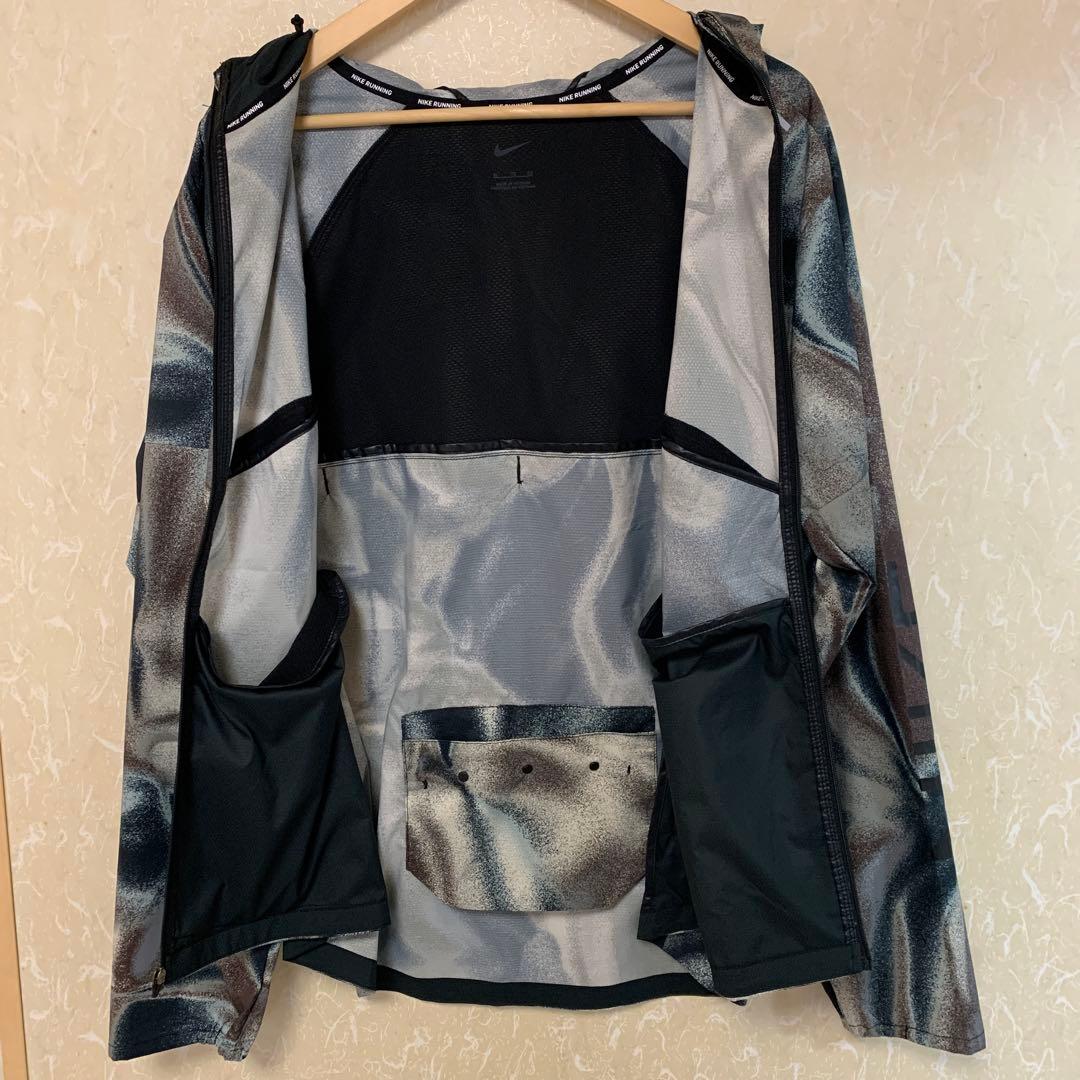 【レア】NIKE メタリックパターン ウィンドブレーカー