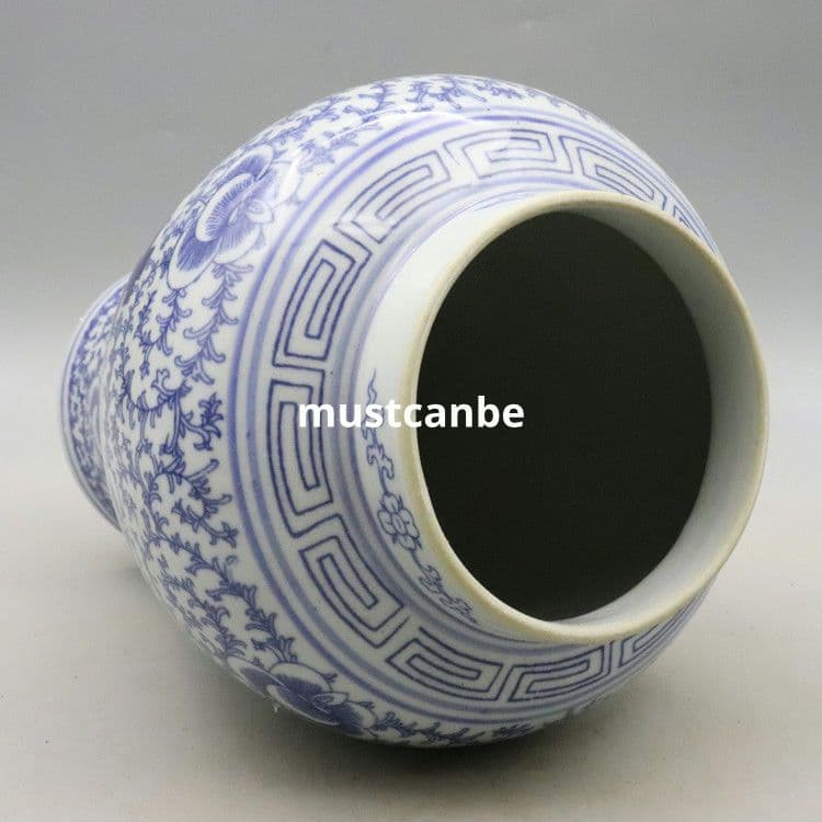 清青花纏枝蓮紋喜字将軍壺 景徳鎮 陶磁器 装飾品 現代工芸品 美術品 置物
