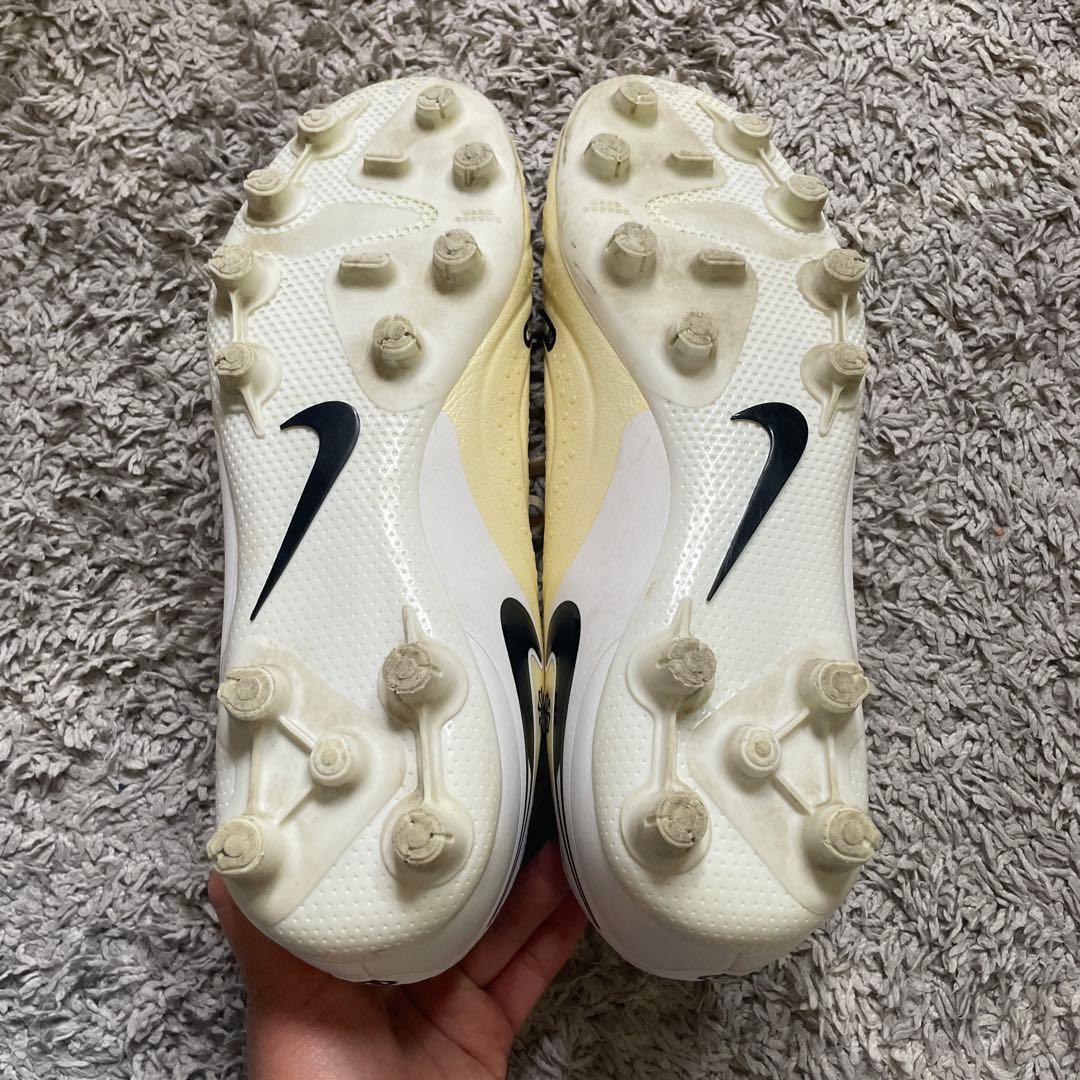 Nike Tiempo サッカーシューズ クリーム/ブラック　26cm