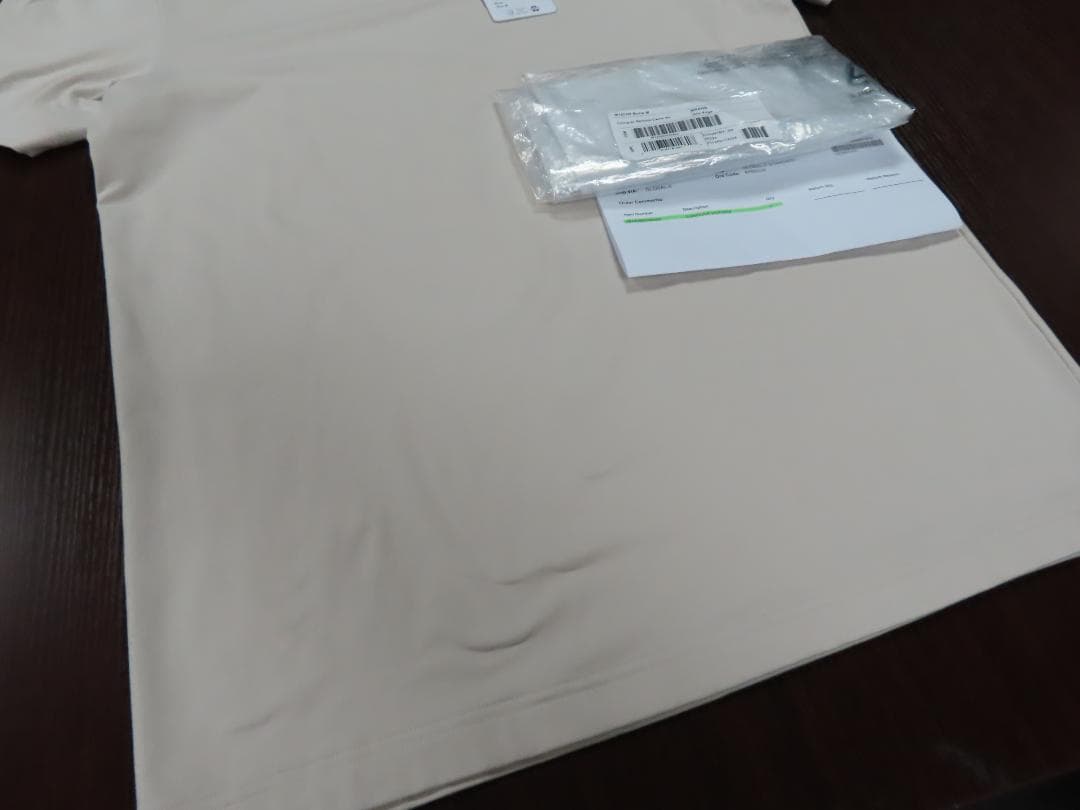 Alo yoga正規品アローヨガ クルーネック ショートスリーブ Bone美品