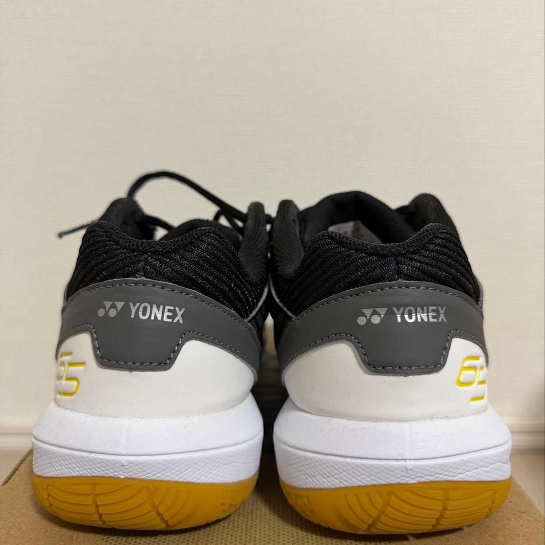 【人気】YONEX バドミントンシューズ SHB65Z 24.5
