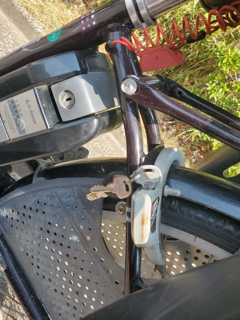 ブリジストン　YAMAHA　電動アシスト自転車 チャイルドシート付き　ジャンク
