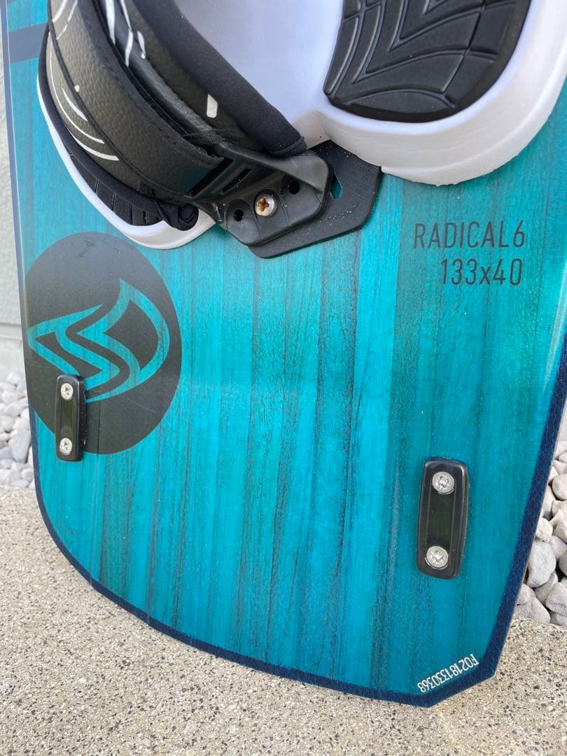 美品 希少カラーFLYSURFER RADICAL6 133x40cm