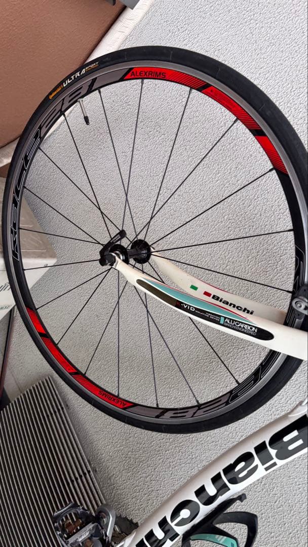 美品　ビアンキ Bianchi 100strade フルカーボン