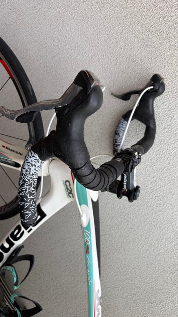 美品　ビアンキ Bianchi 100strade フルカーボン