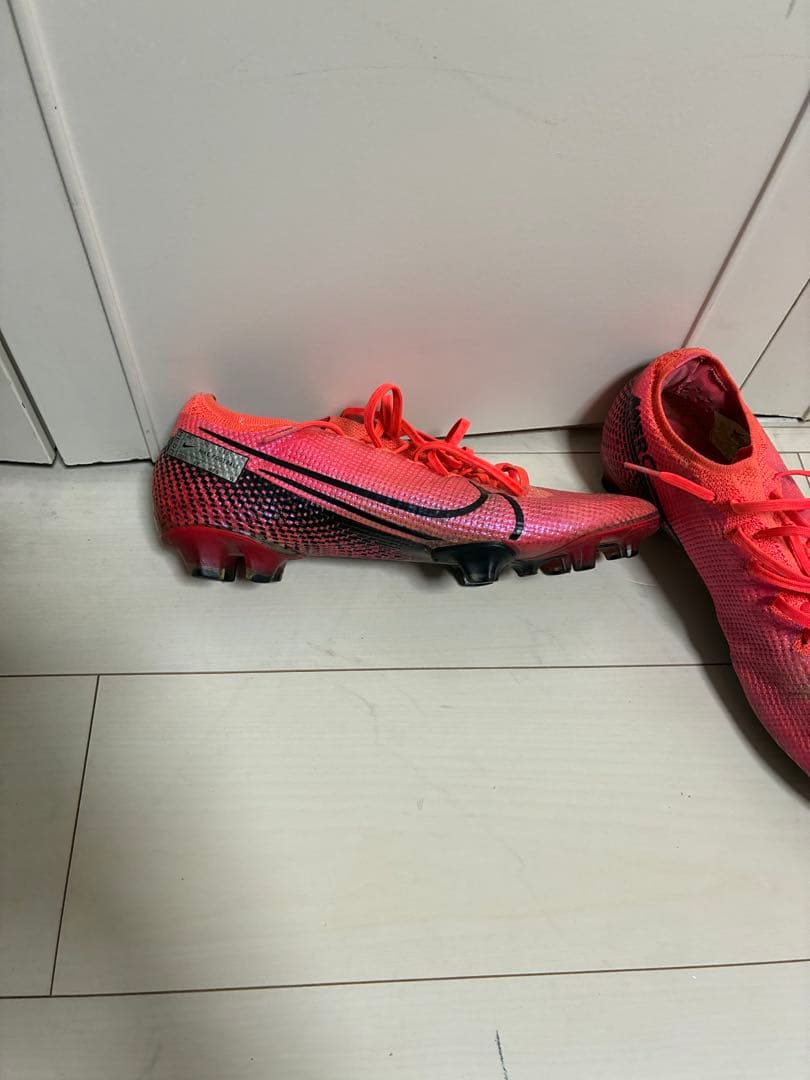 Nike マーキュリアルヴェイパー13FG
